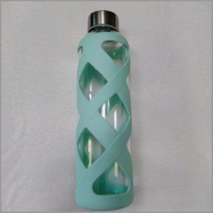 Aquasana Premium Borosilicate Glass Bottle with Designer Silicone Sleeve